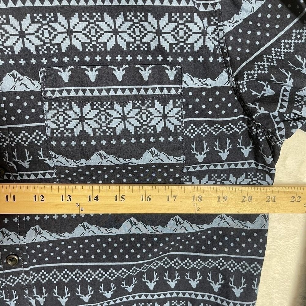 H&M Divided Button Down Shirt Mens Medium Blue Fair Isle Deer Mountain Print - Picture 4 of 5